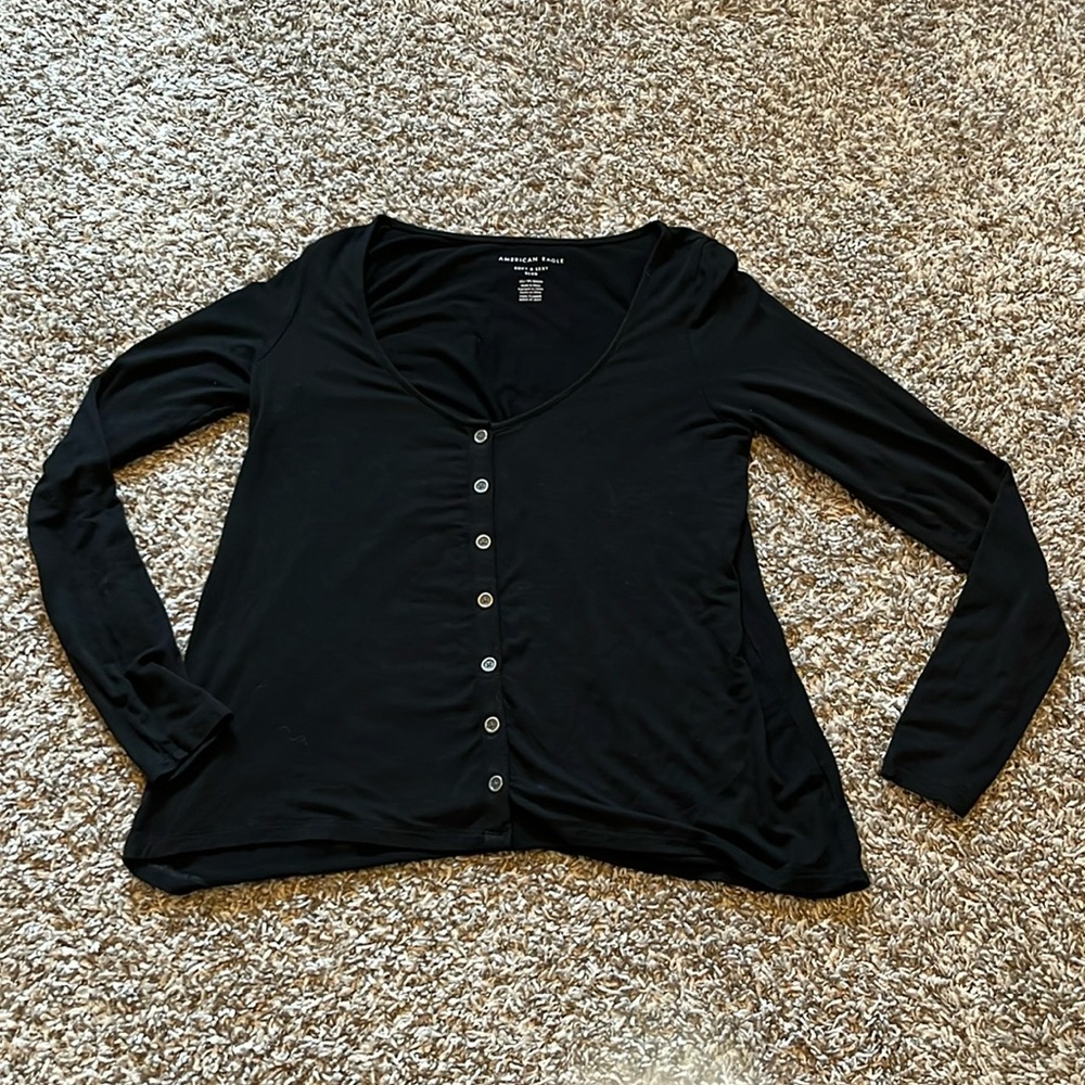 American Eagle Outfitters Button-Up Long Sleeve Top